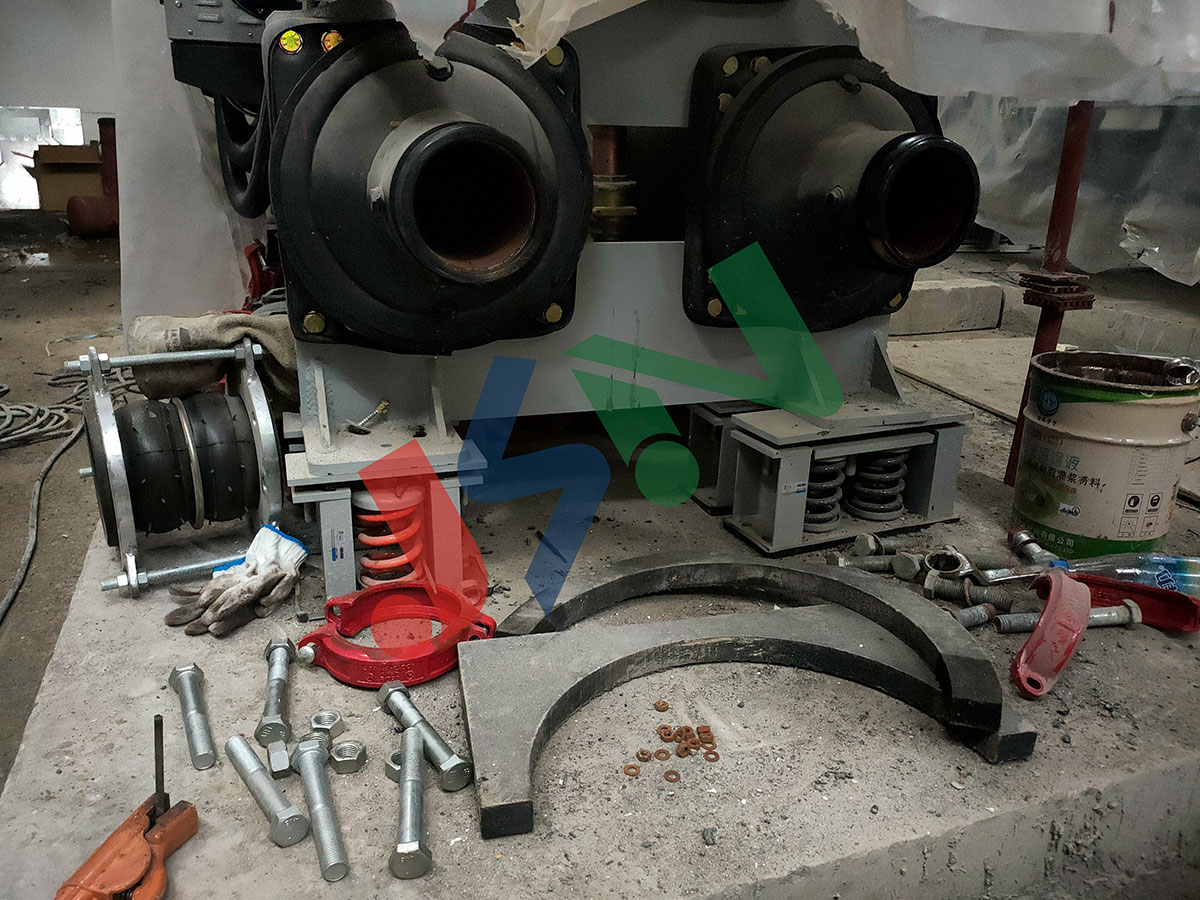 金諾減振器張家港國泰景云臺暖通項目機房減振器橡膠接頭金屬軟管安裝